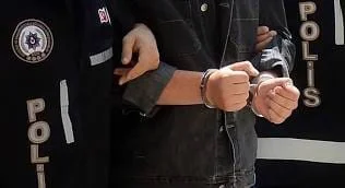 Çocukluk arkadaşını öldüren cinayet zanlısı İzmir’de yakalandı