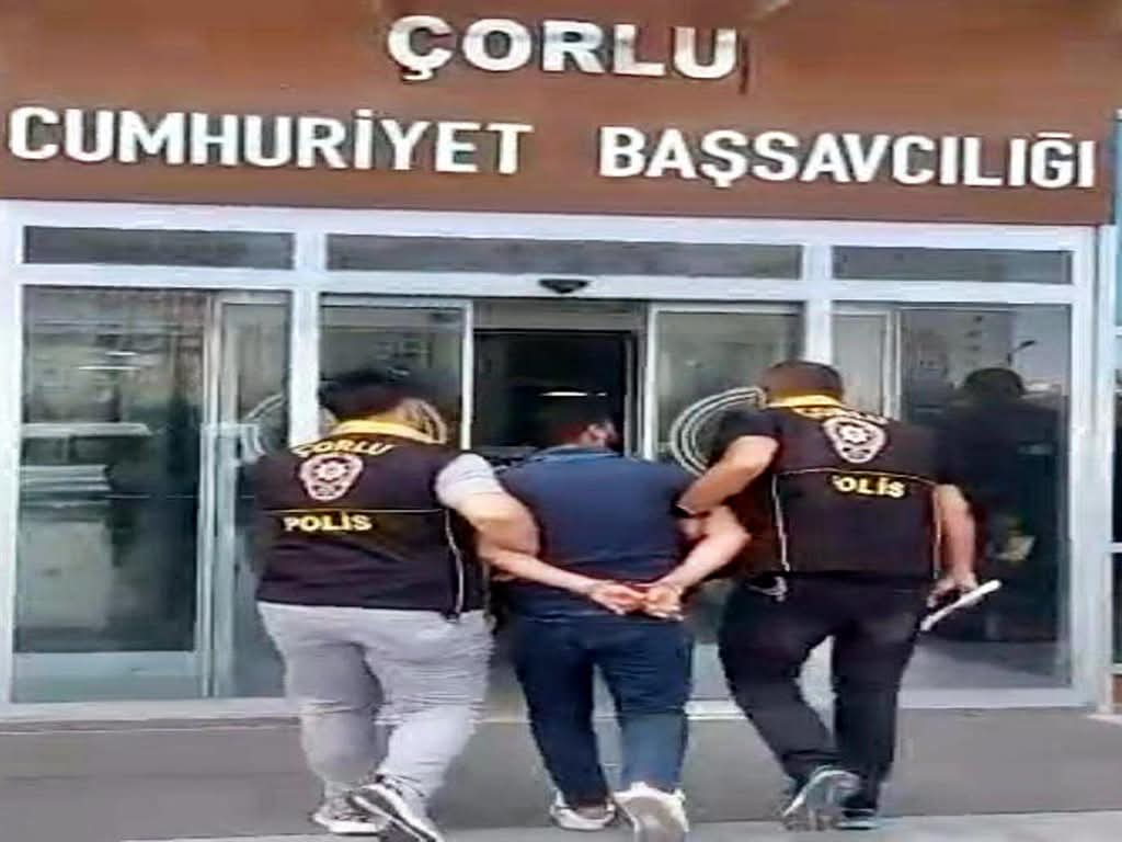 Yüksekten Düştü Denilen Kadının Keserle Yaralandığı Ortaya Çıktı