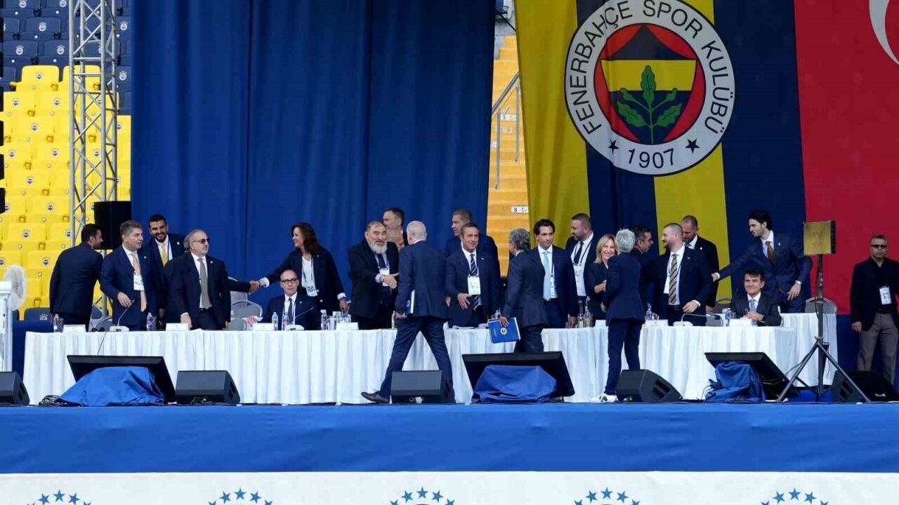 Fenerbahçe Kulübünün borcu 26,2 milyar lira olarak açıklandı