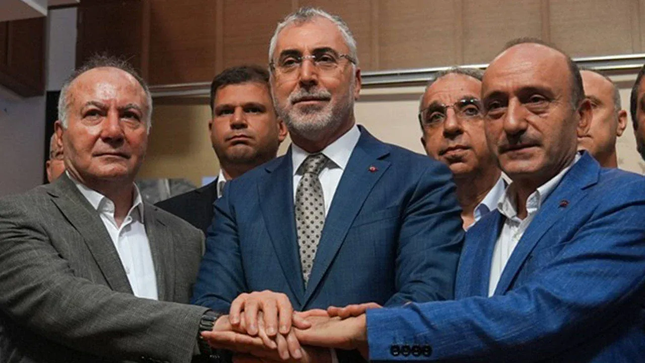 Sendikal Aidatlarda Dev Rakam: İddialara Göre Yıllık Gelir 30 Milyar TL'yi Aşıyor