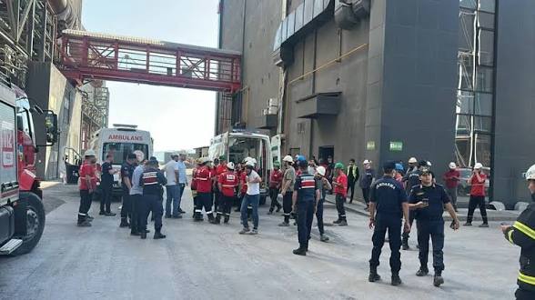 Bilecik'te Çelik Fabrikasında Patlama: 3 İşçi Yaralandı
