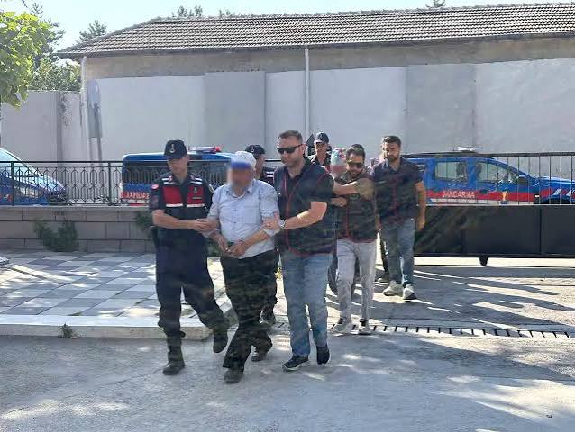Afyonkarahisar'da 4 yaşındaki çocuğun şüpheli ölümüyle ilgili 5 kişi gözaltına alındı