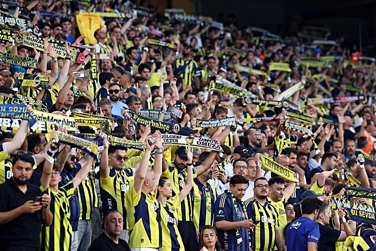 İsmail Kartal'ın istifası sonrası Fenerbahçe'de ortalık karıştı